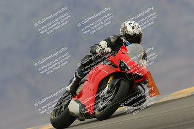 media/Jan-15-2023-SoCal Trackdays (Sun) [[c1237a034a]]/Turn 9 (2pm)/